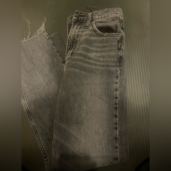 highly desirable straight silver jeans - Picture 3 of 4